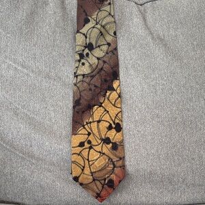 Sophisticated Floral Design Tie in Brown and Gold